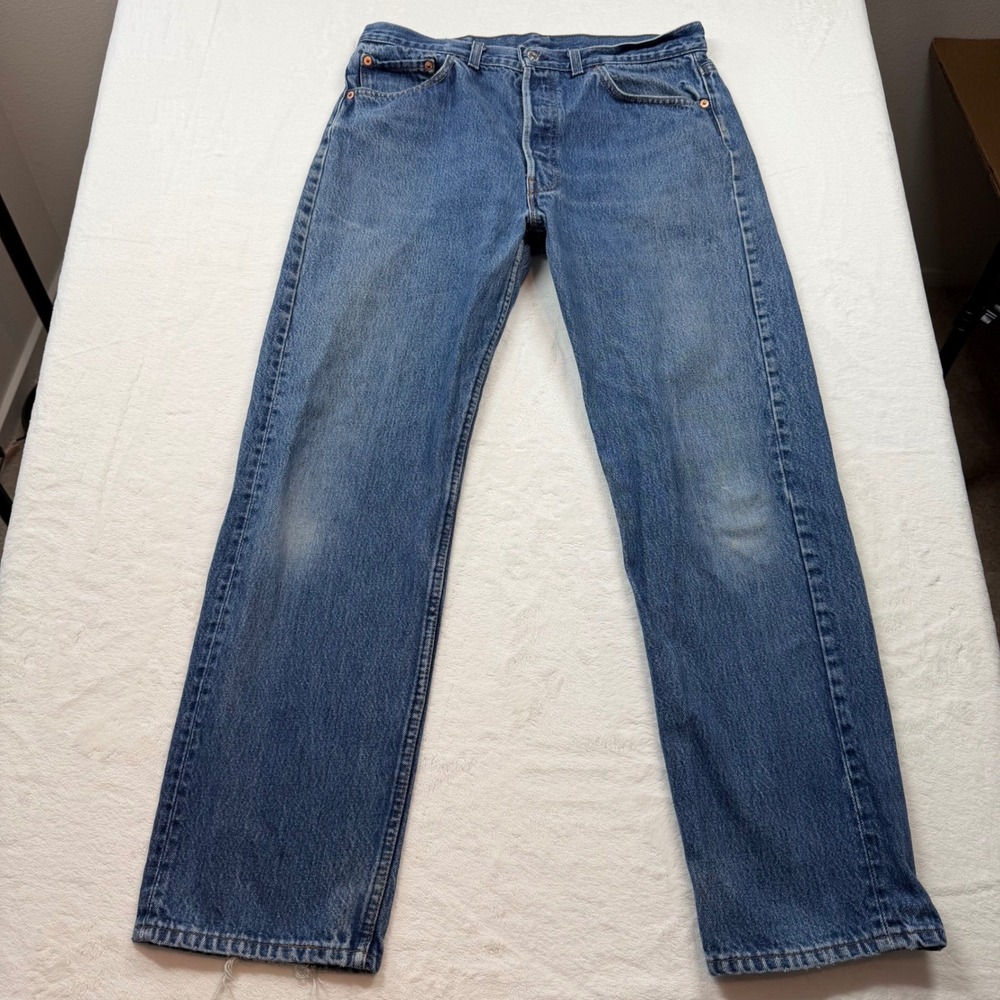 Levi's 501 Straight Leg Jeans Men W34 L30 Blue Good Vintage Made in USA 501-0115